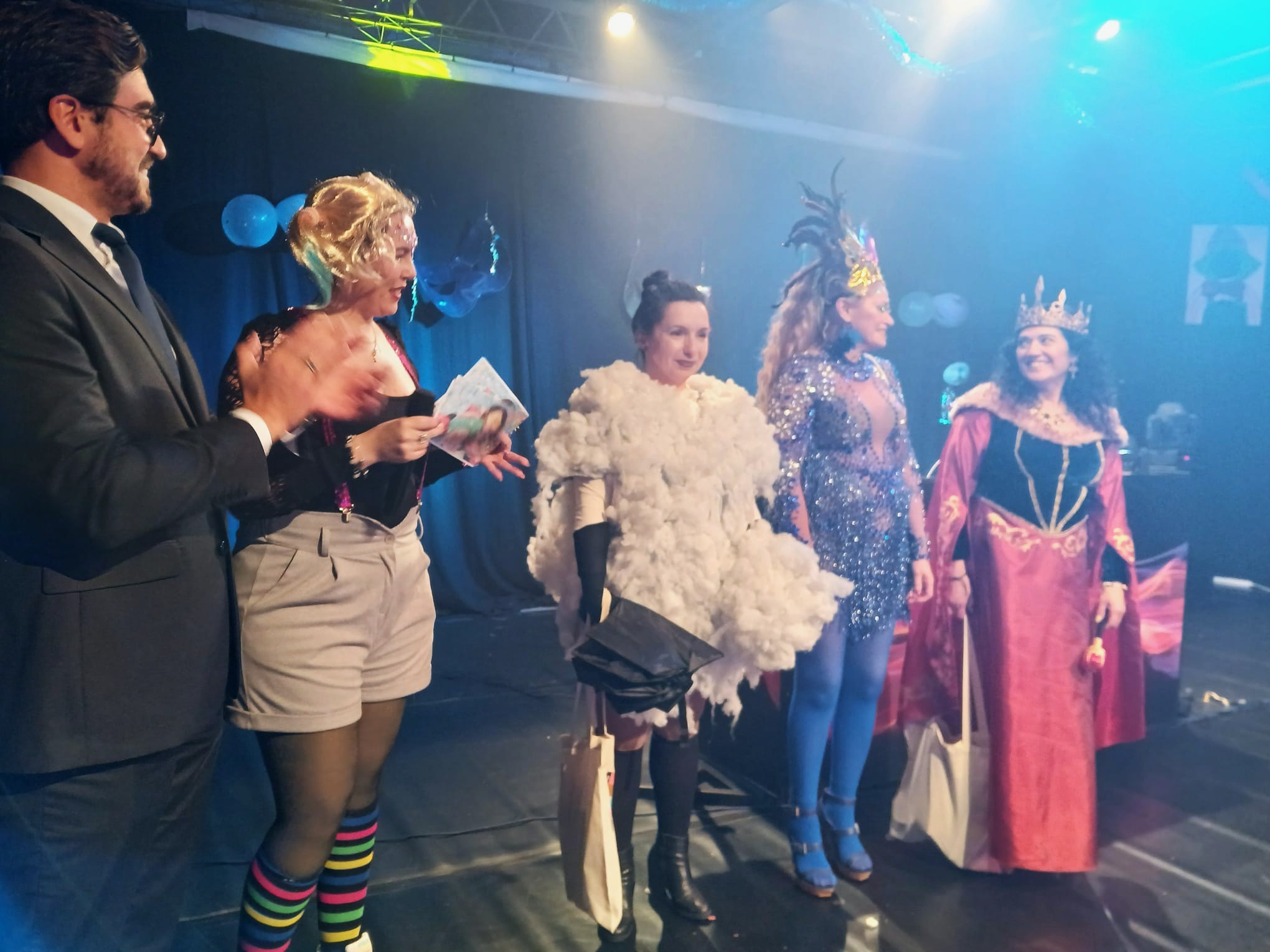 Noite Carnavalesca e Concurso de Mascarados anima a cidade