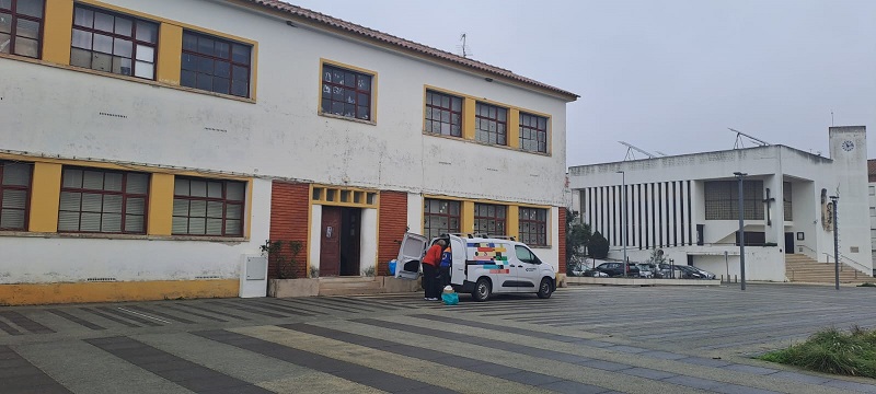 Município mantem a recolha de bens na Escola das Tílias