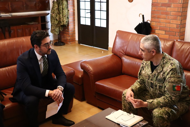 Presidente da Câmara Municipal visita Regimento de Manutenção